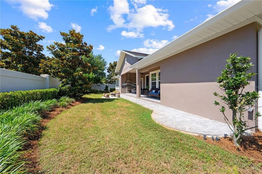 Photo of 12735 BANTING TERRACE