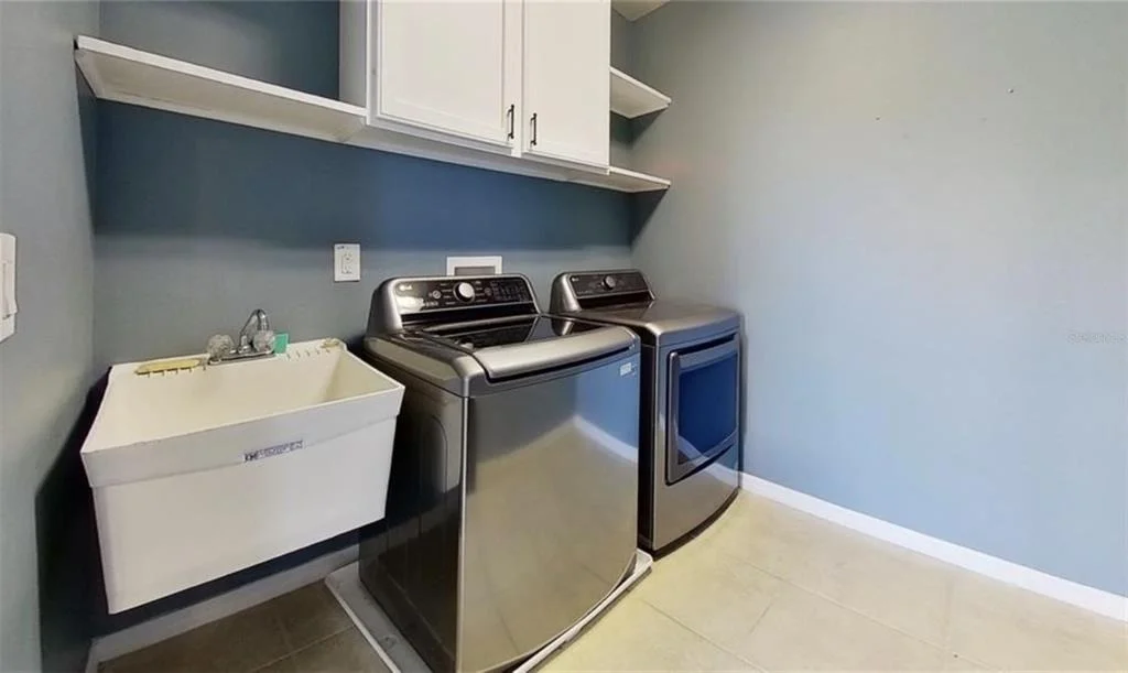 Photo of 2863 MAPLE BROOK LOOP