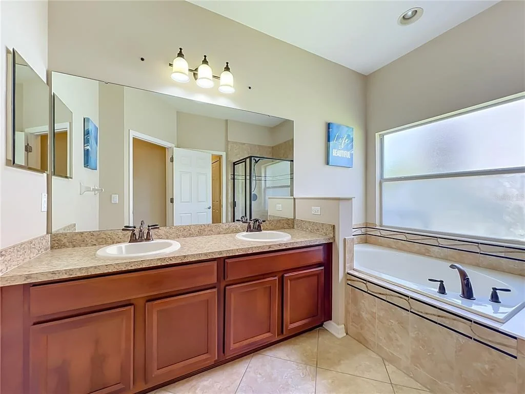 Photo of 9038 VICKROY TERRACE