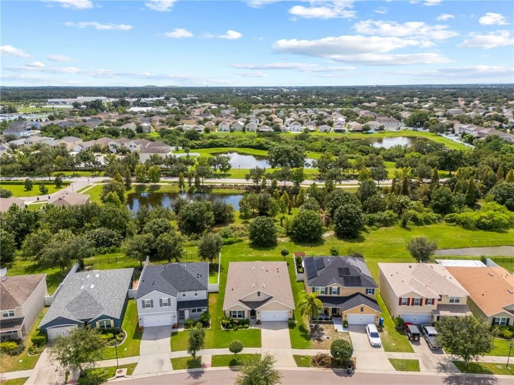 Photo of 10527 PARK MEADOWBROOKE DRIVE