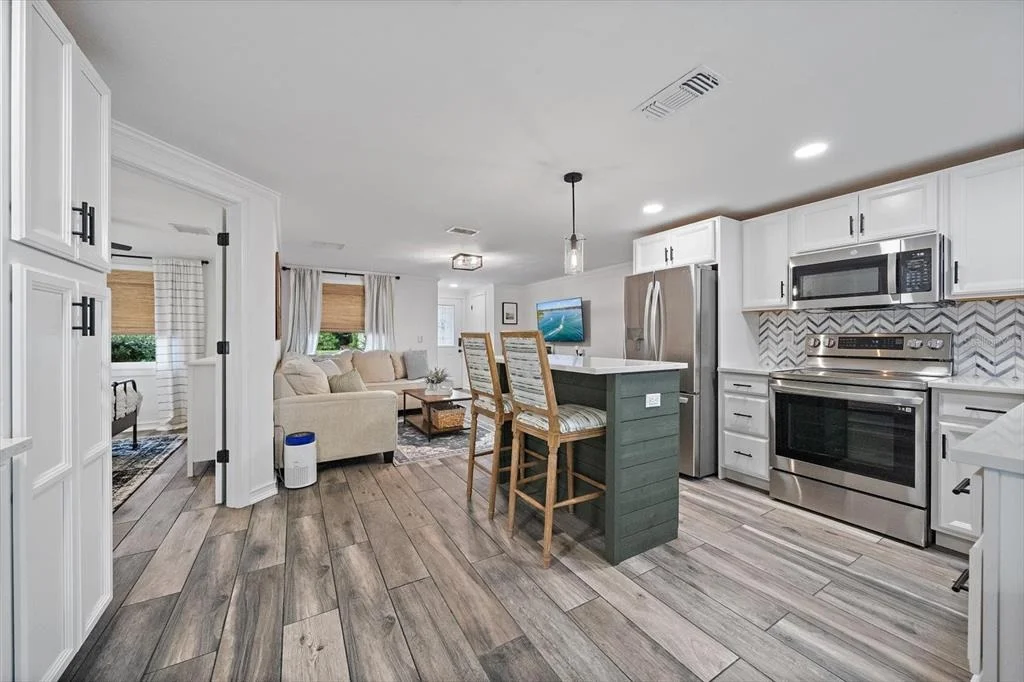 Photo of 852 ACADIA ROAD