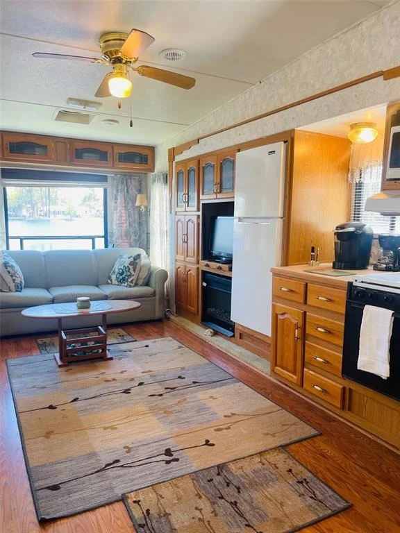 Photo of 86 EAGLE POINT S