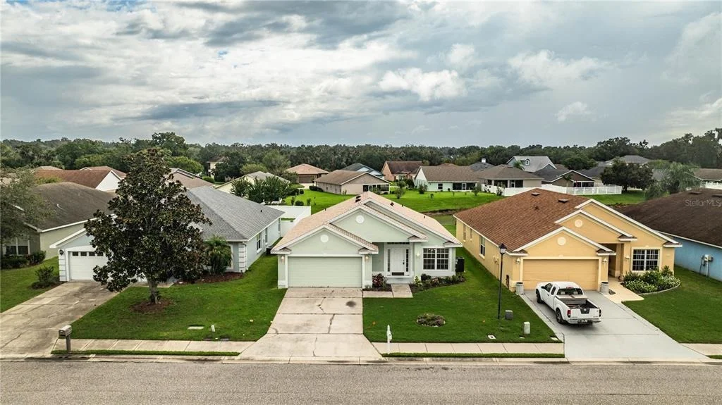 Photo of 6852 SHADOWCAST LANE