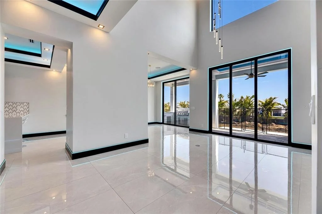 Photo of 6538 SIMONE SHORES CIRCLE