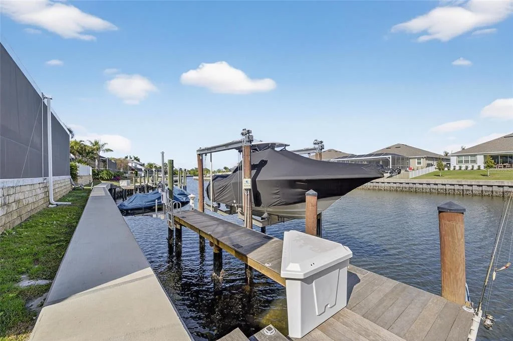 Photo of 719 ISLEBAY DRIVE