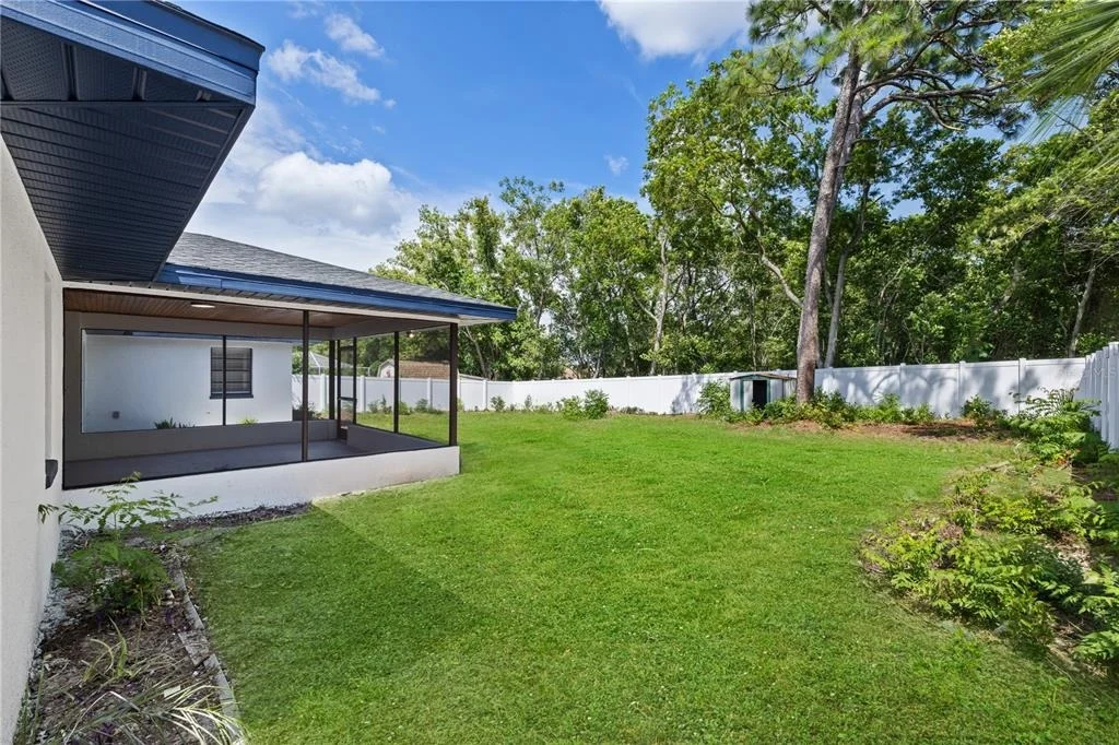 Photo of 12018 LINDEN DRIVE