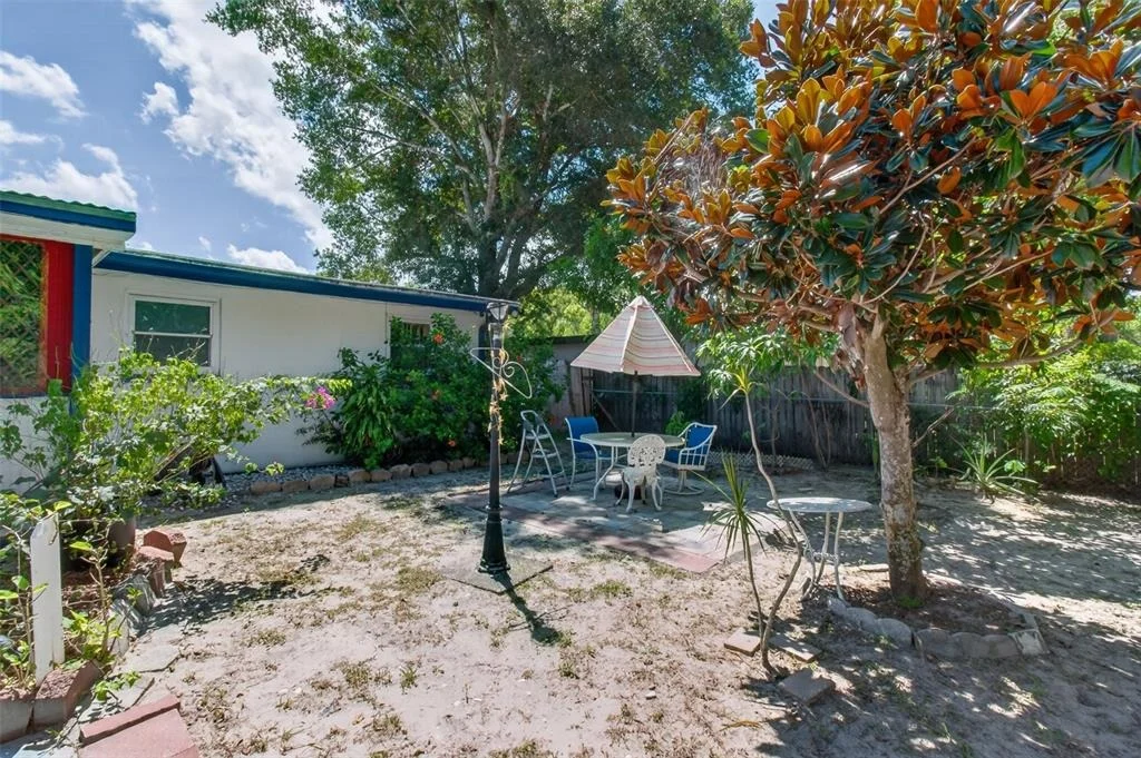 Photo of 568 MANOR DRIVE