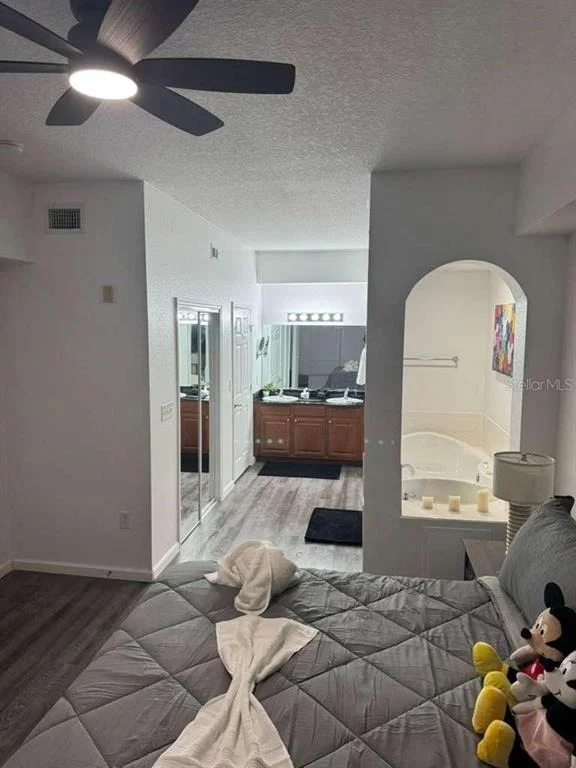 Photo of 8100 BOULEVARD