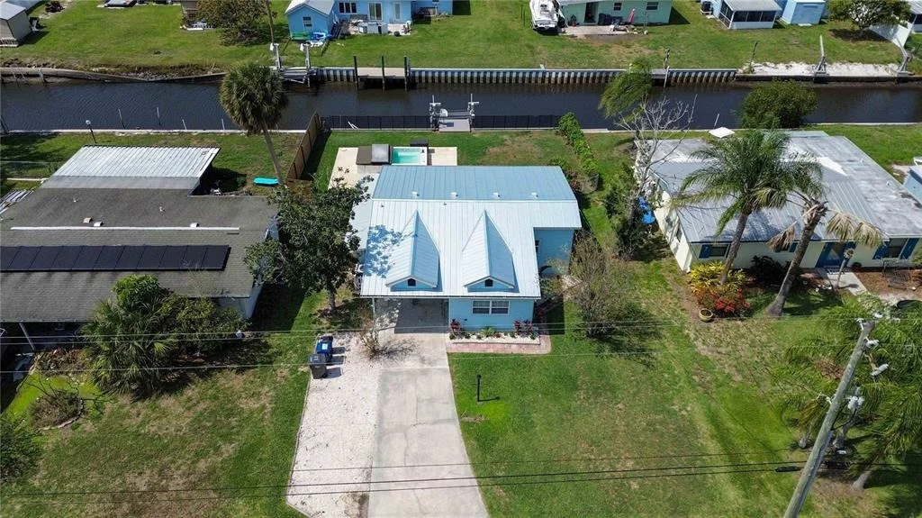 Photo of 607 MANATEE AVENUE