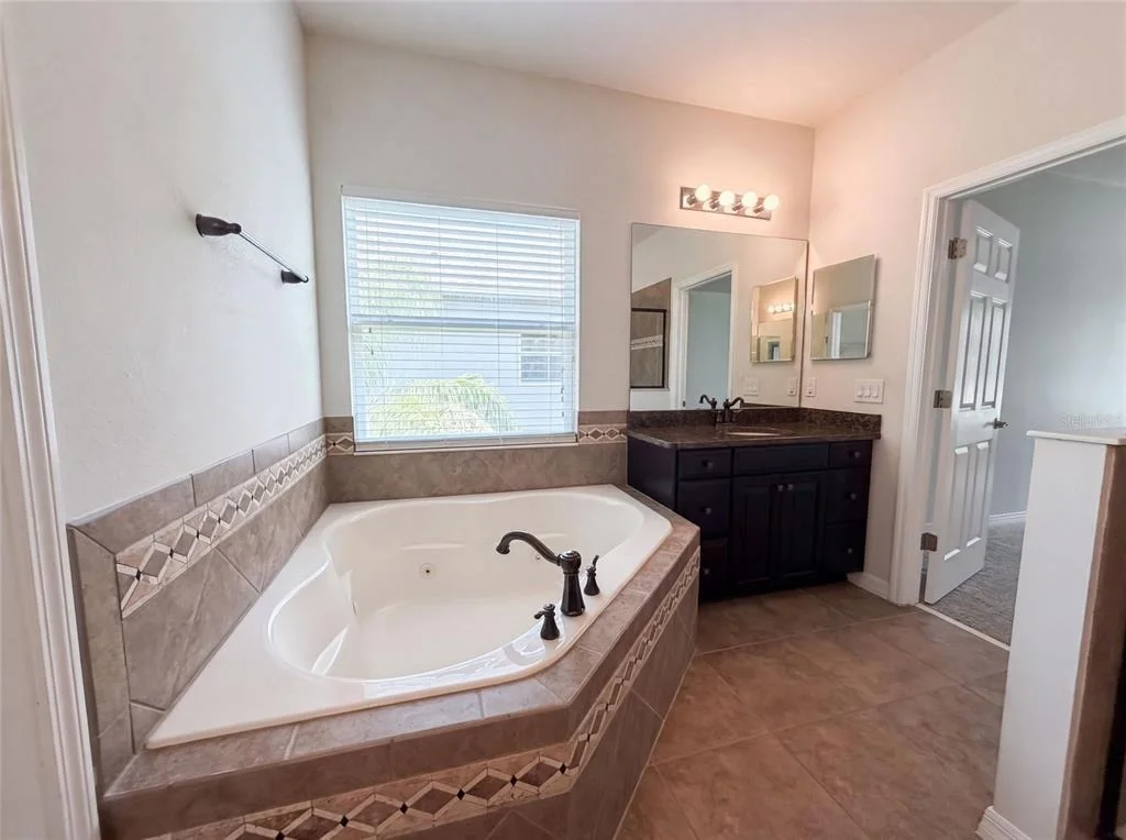 Photo of 280 CHANDLER CIRCLE