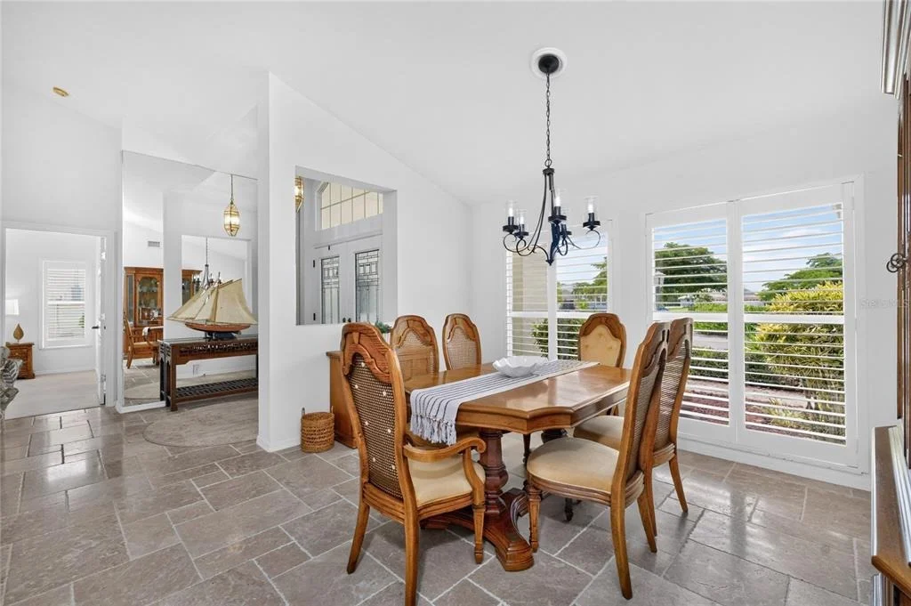 Photo of 6011 KEY LARGO CIRCLE