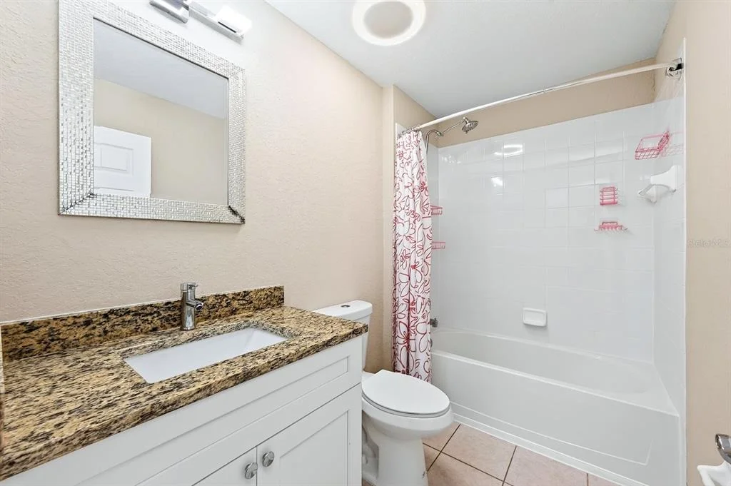 Photo of 1135 TOLUKE POINT