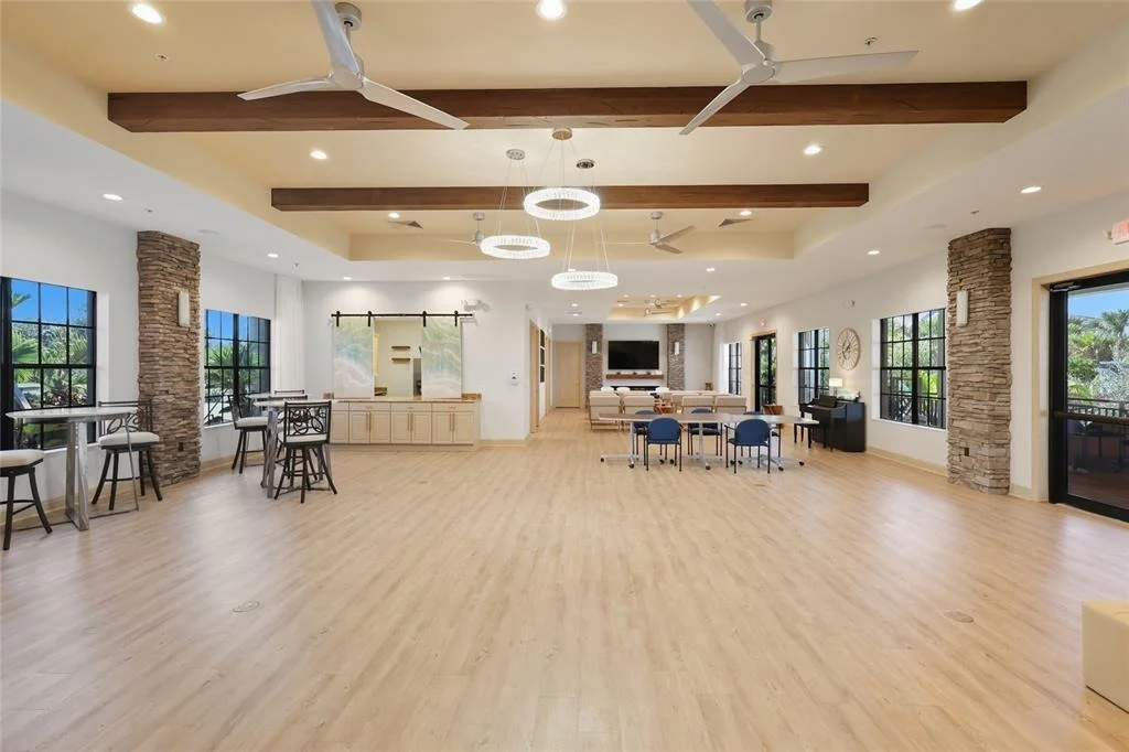 Photo of 921 RIVERSCAPE STREET