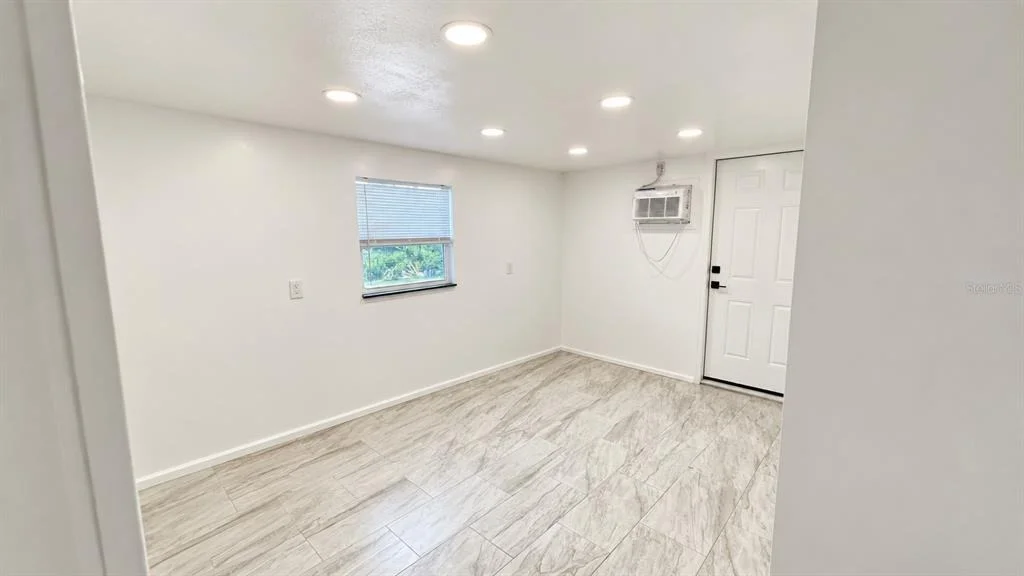 Photo of 7690 GORDON LOOP