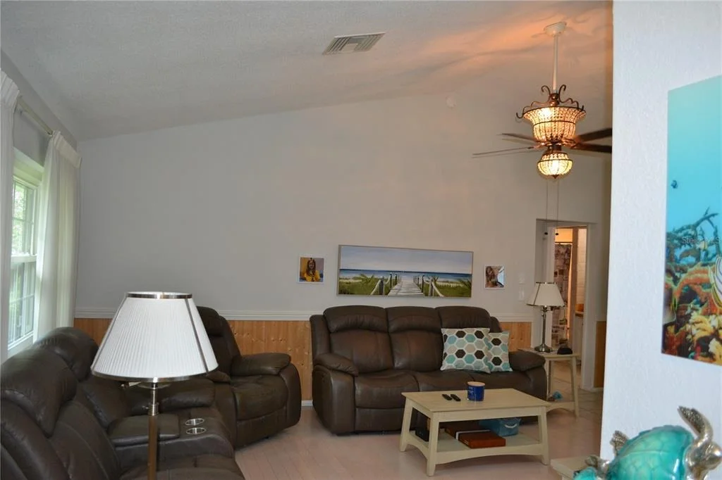 Photo of 8236 ANNAPOLIS ROAD