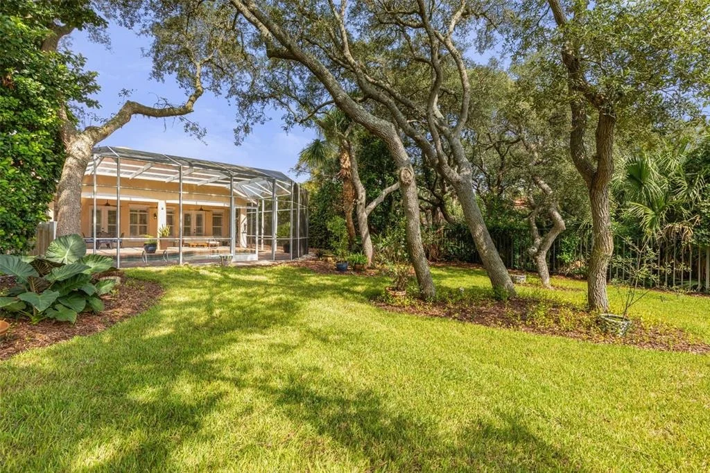 Photo of 6 MONTERREY DRIVE