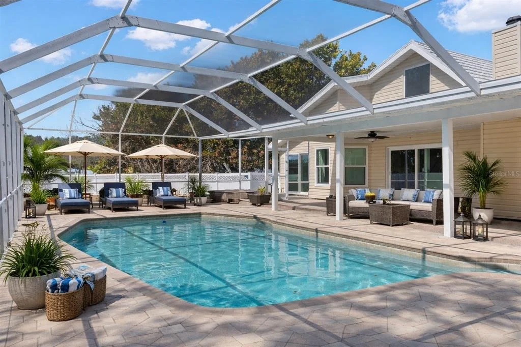Photo of 2138 BAYOU DRIVE