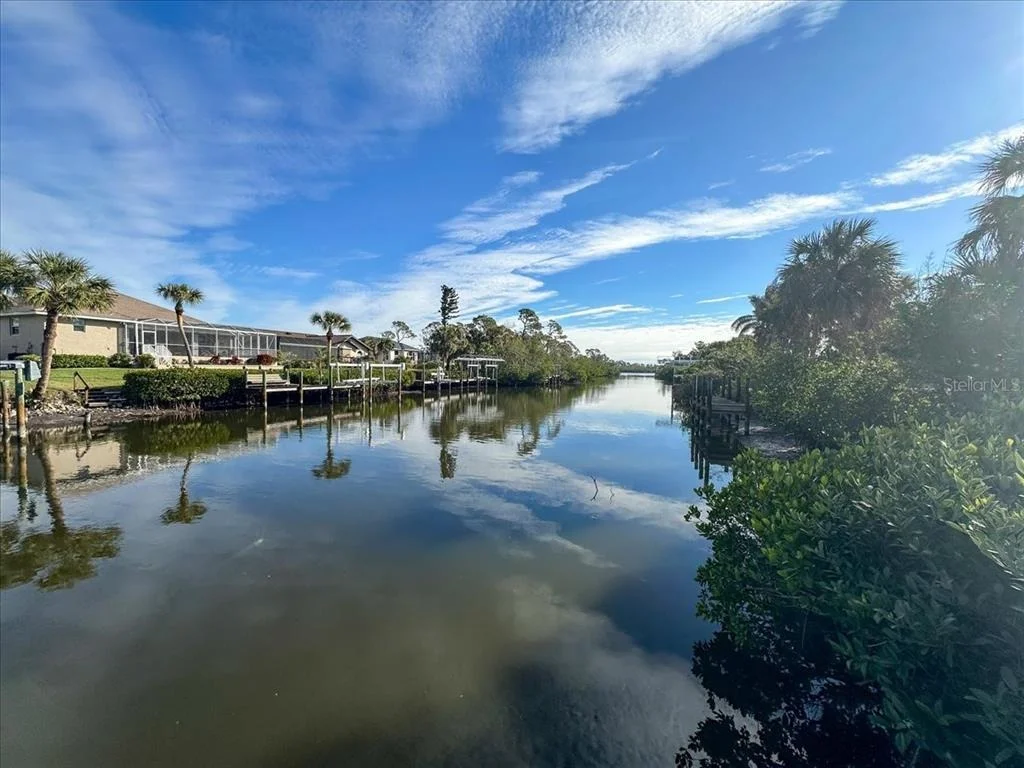 Photo of 10081 CREEKSIDE DRIVE