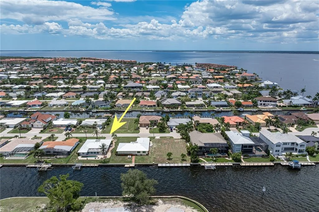Photo of 2211 PALM TREE DRIVE