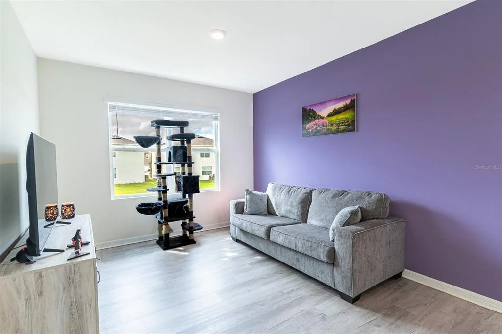 Photo of 1328 DAISY FIELD DRIVE