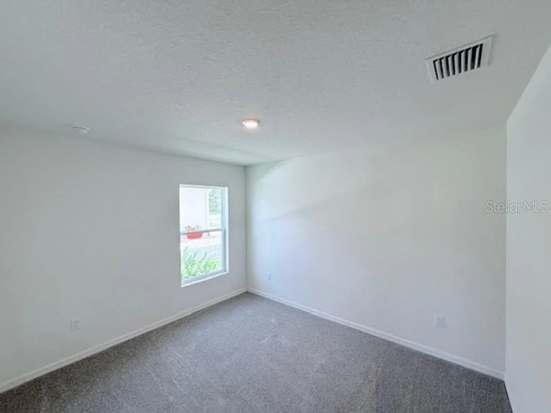 Photo of 25 ROUND THORN DRIVE