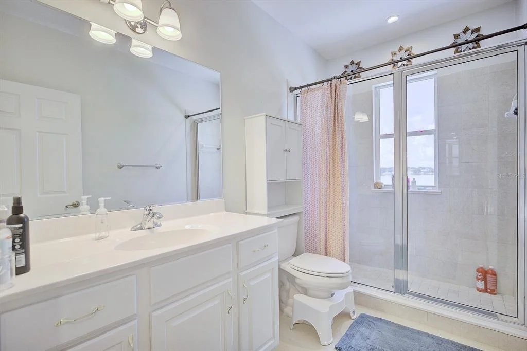 Photo of 492 SUNSET POINTE DRIVE