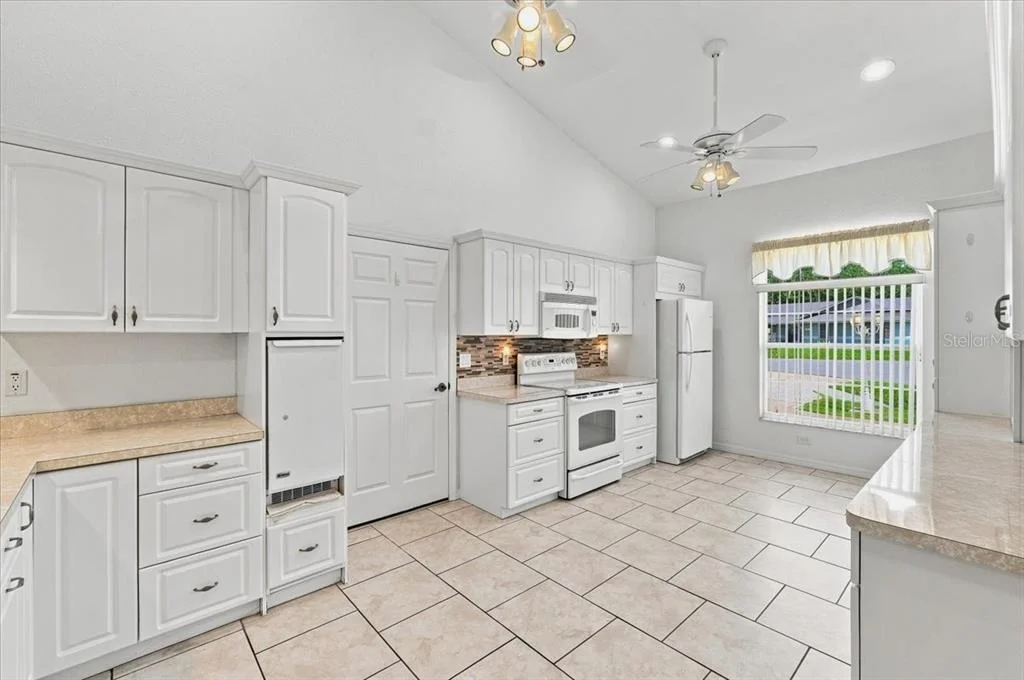 Photo of 1505 LAKE THOMAS LOOP
