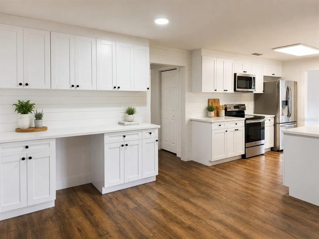 Photo of 810 ALLAMANDA DRIVE