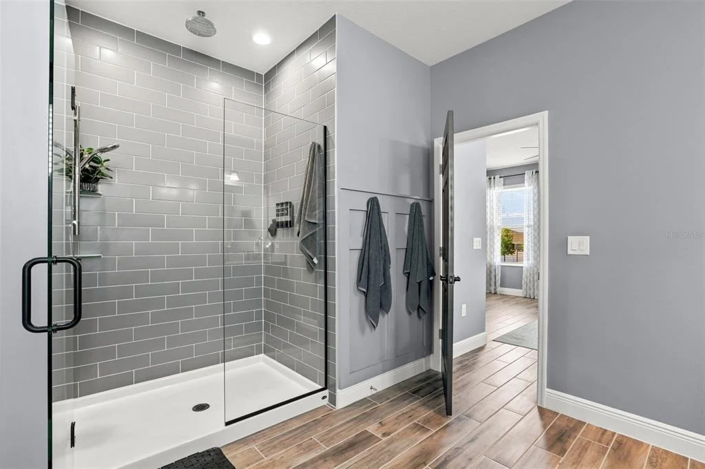 Photo of 4924 GOLDEN ZENITH WAY