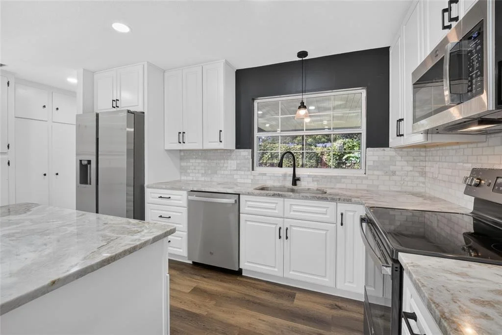 Photo of 729 SE 26TH STREET