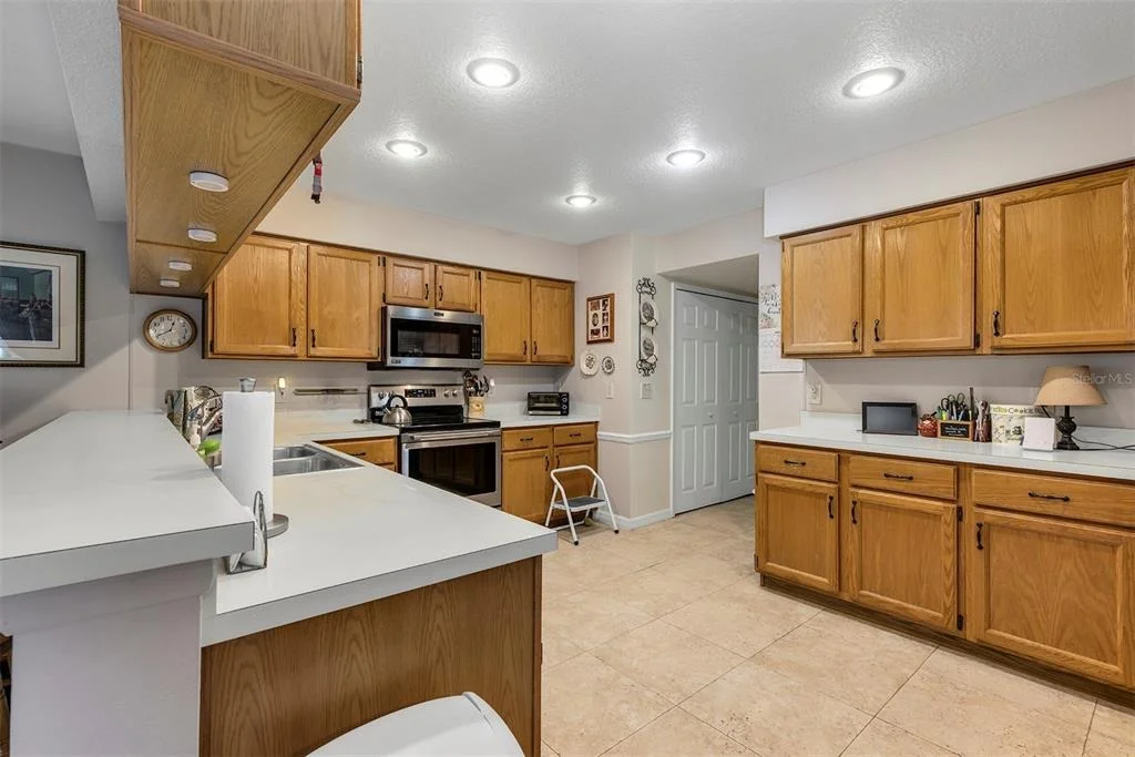 Photo of 406 STERLING LAKE DR