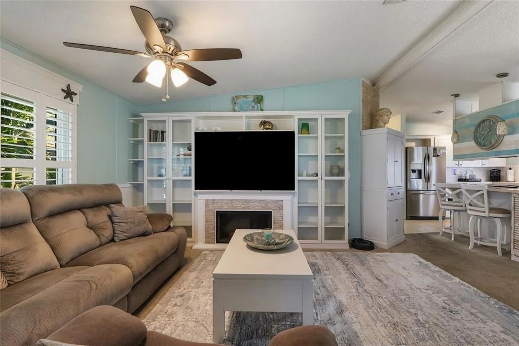 Photo of 116 DOLPHIN DRIVE S