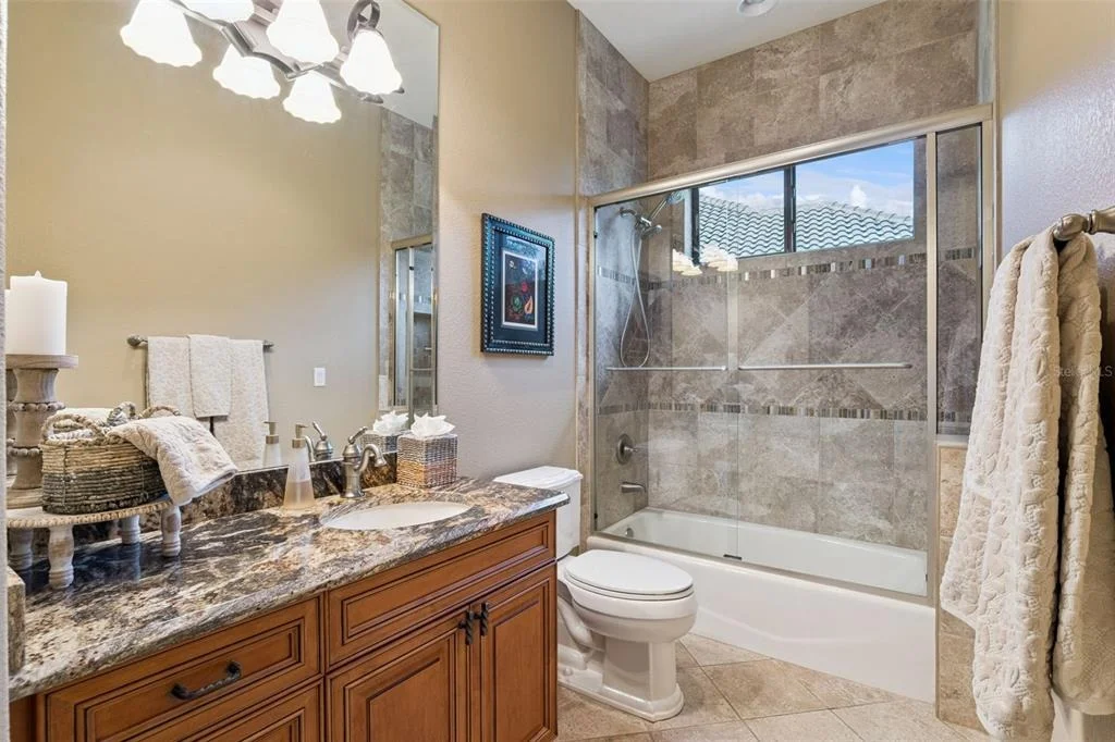 Photo of 25608 GRANDVIEW POINTE