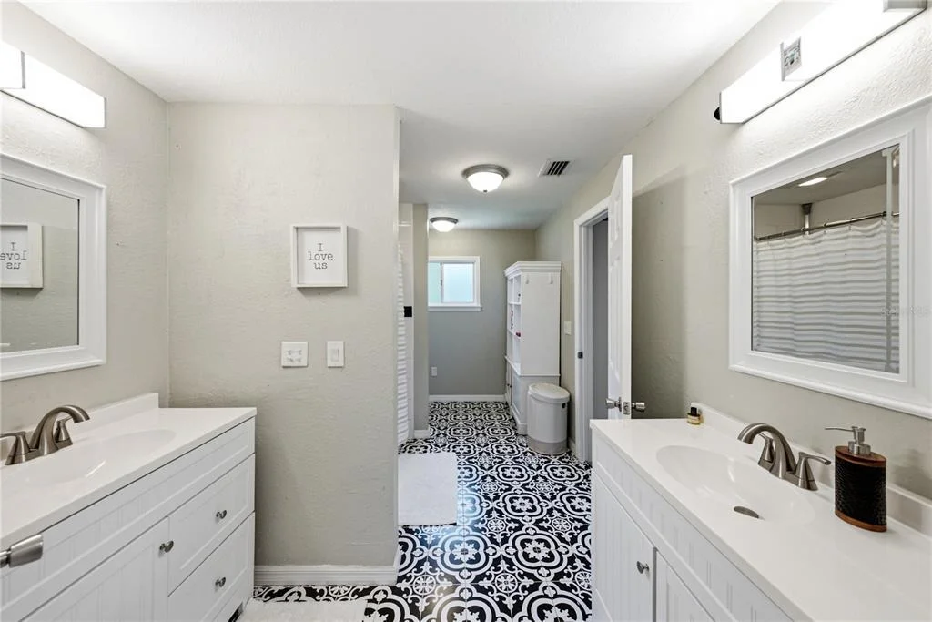 Photo of 2120 HURLEY DRIVE