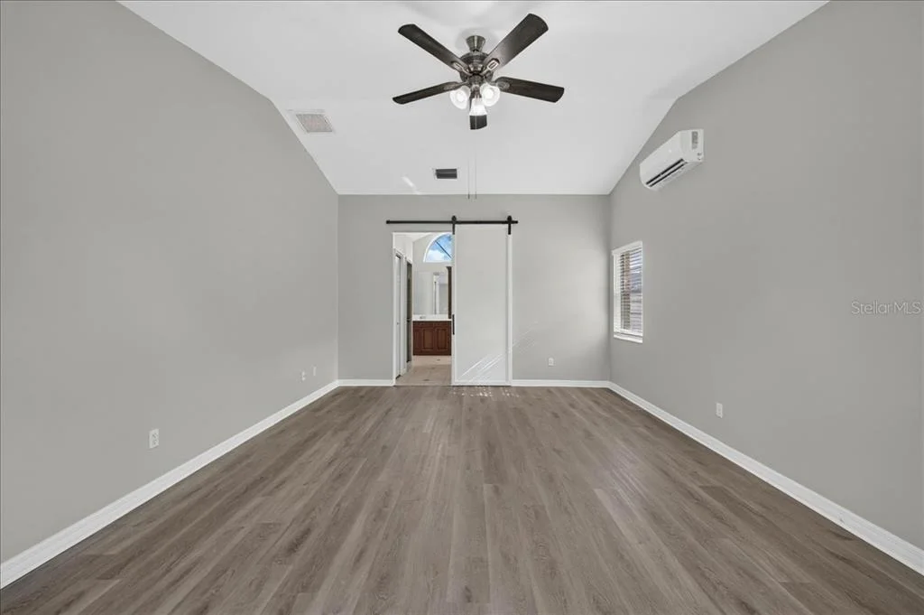 Photo of 854 CHRISTINA CIRCLE