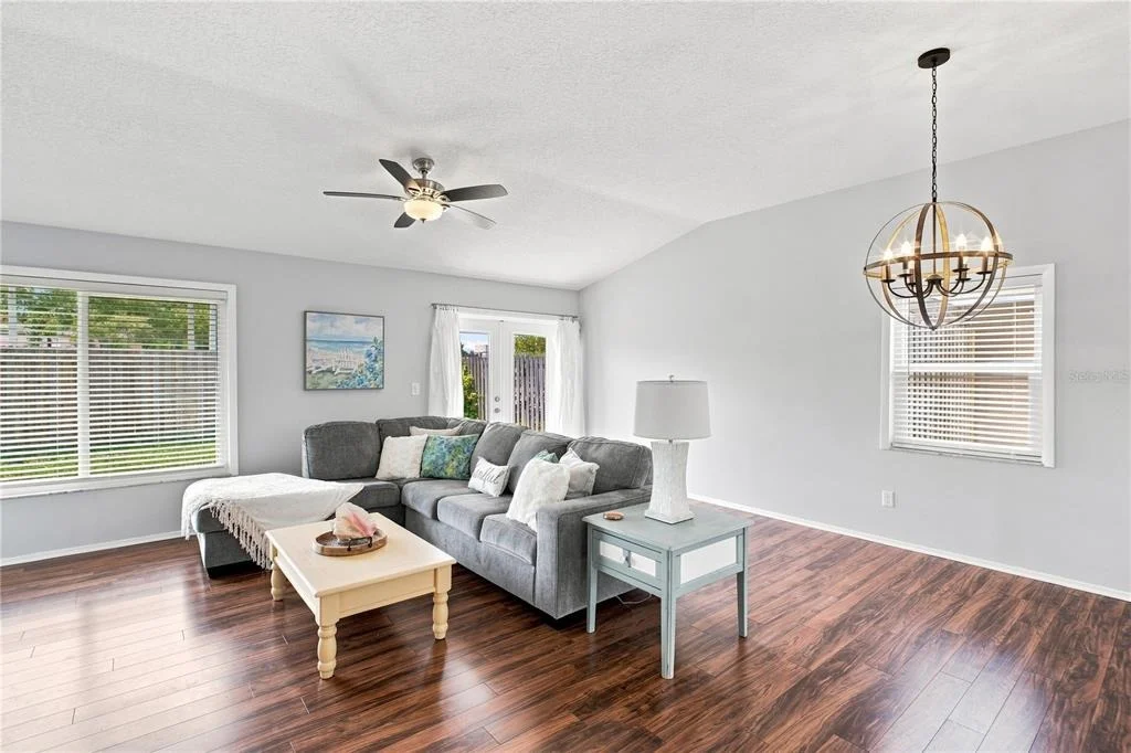 Photo of 864 FRANKLIN CIRCLE