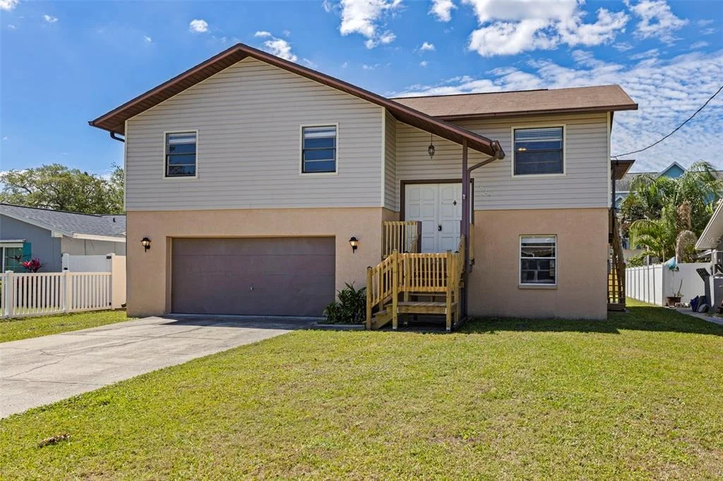 Photo of 334 CROSSWINDS DRIVE