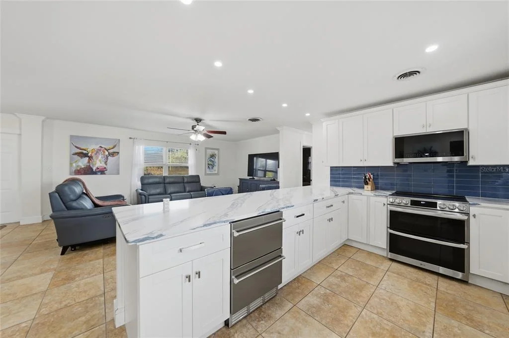 Photo of 8416 RIVERSIDE DRIVE