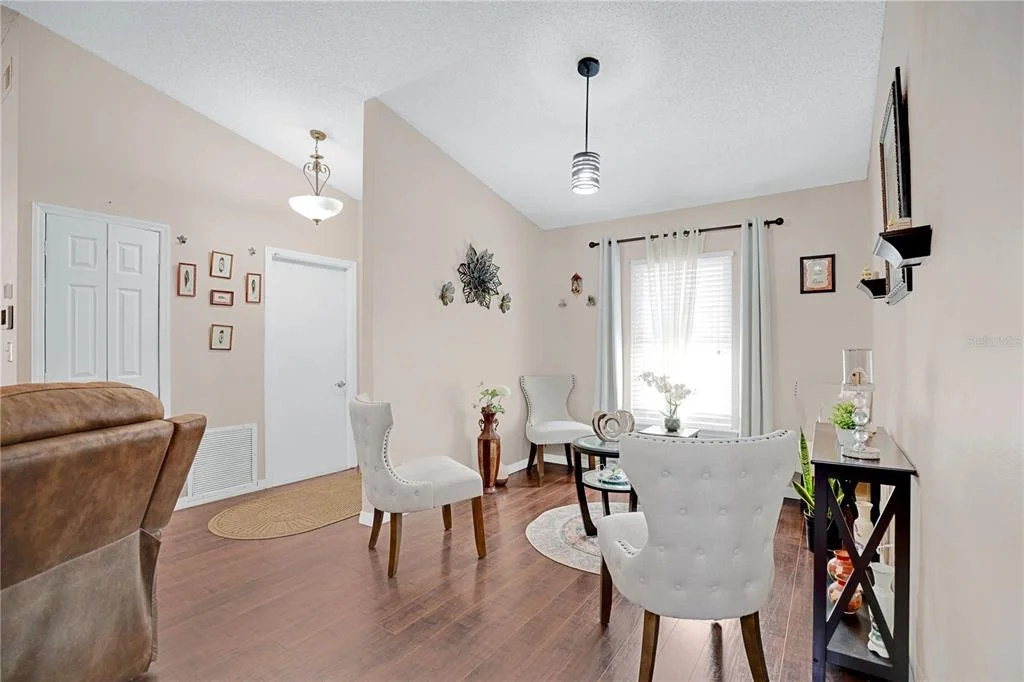 Photo of 985 HEMINGWAY DRIVE