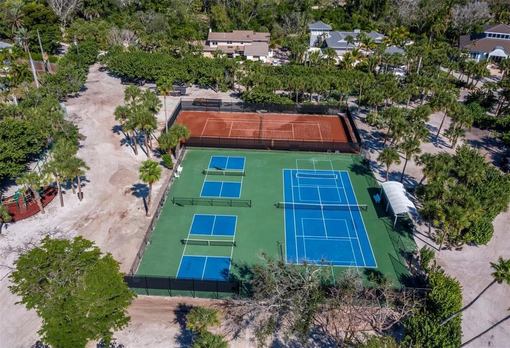 Photo of 7219 PINE NEEDLE ROAD