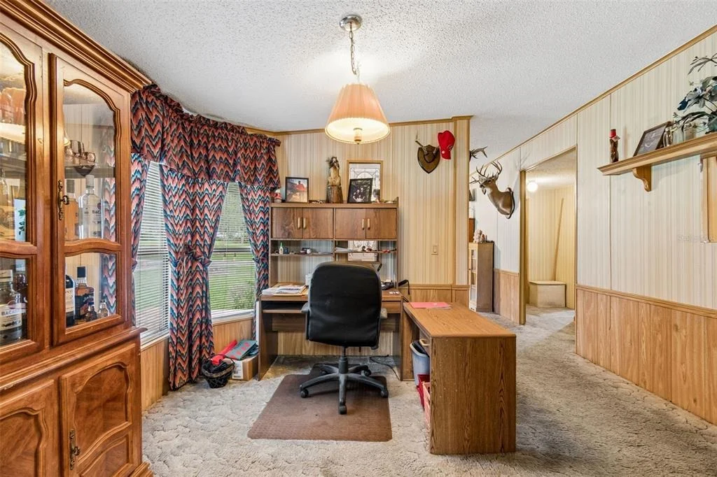 Photo of 6325 OAKVIEW LANE
