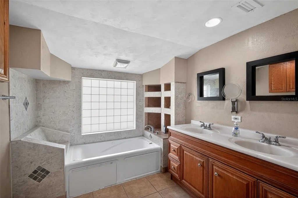Photo of 1406 HAVEN BEND