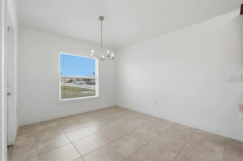 Photo of 851 VIENNA DRIVE