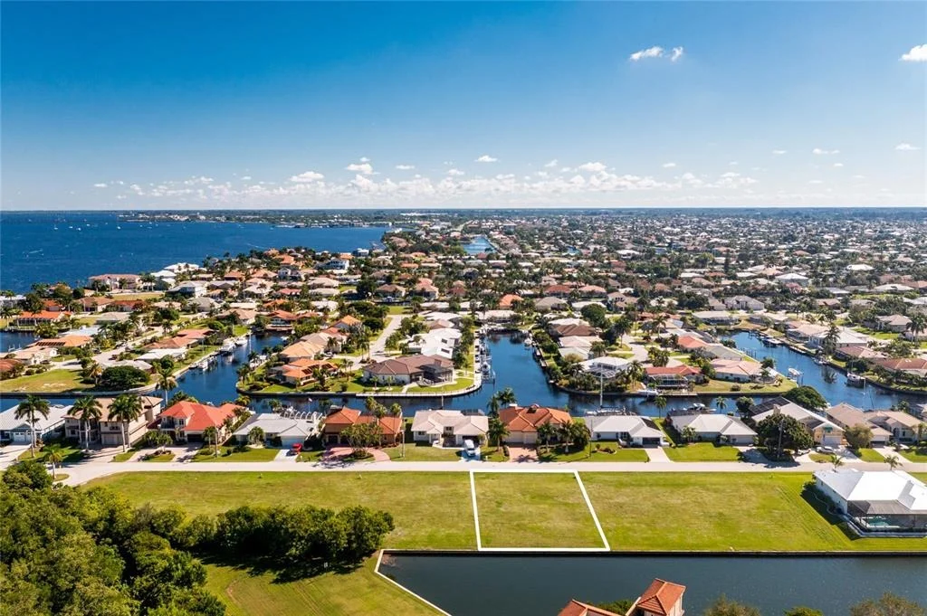 Photo of 65 COLONY POINT DRIVE