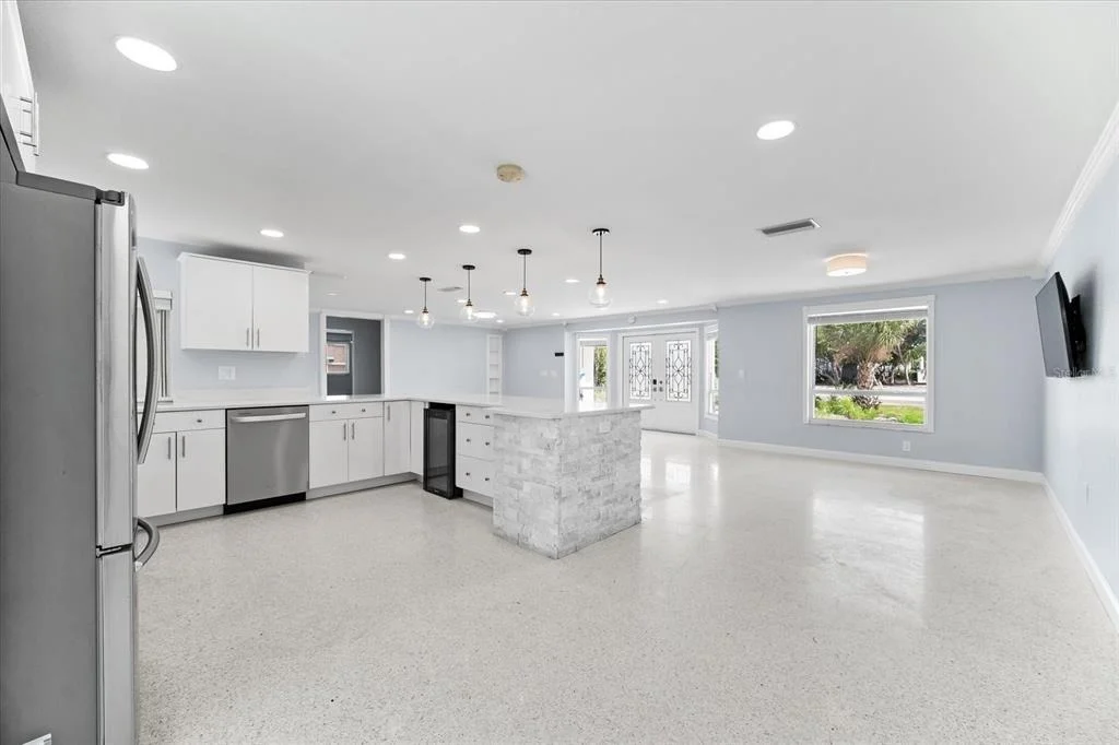 Photo of 501 DE NARVAEZ DRIVE