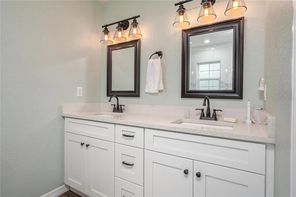 Photo of 233 OXBOW DRIVE