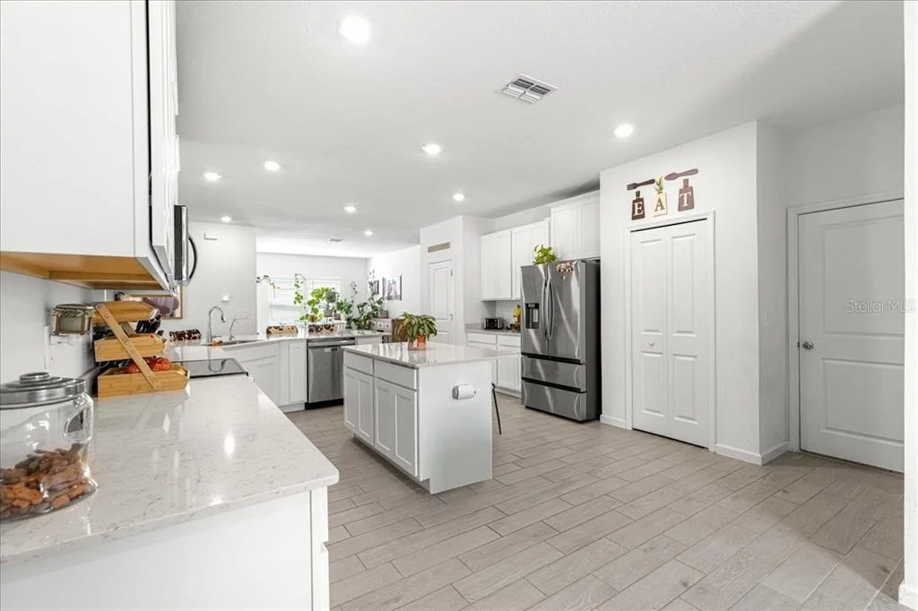 Photo of 3889 NE 33RD TERRACE