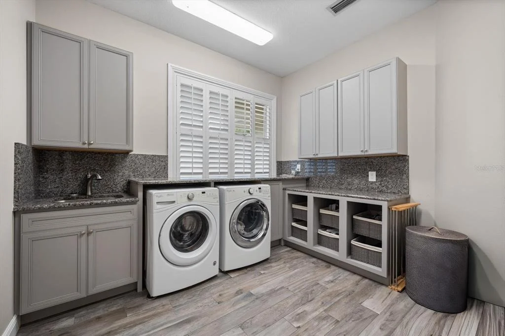 Photo of 6413 MACLAURIN DRIVE