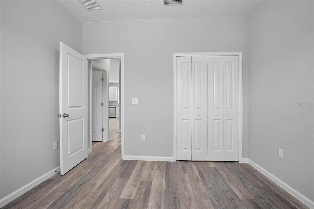 Photo of 5542 BUCKEYE LANE