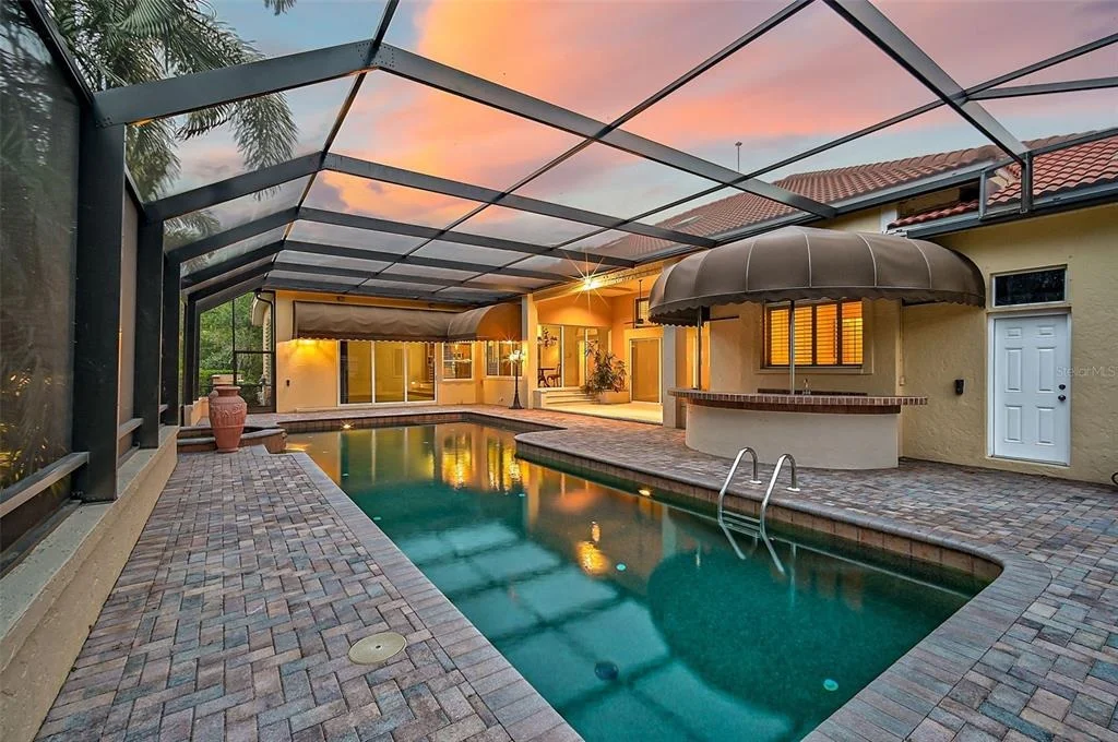 Photo of 909 MACEWEN DRIVE